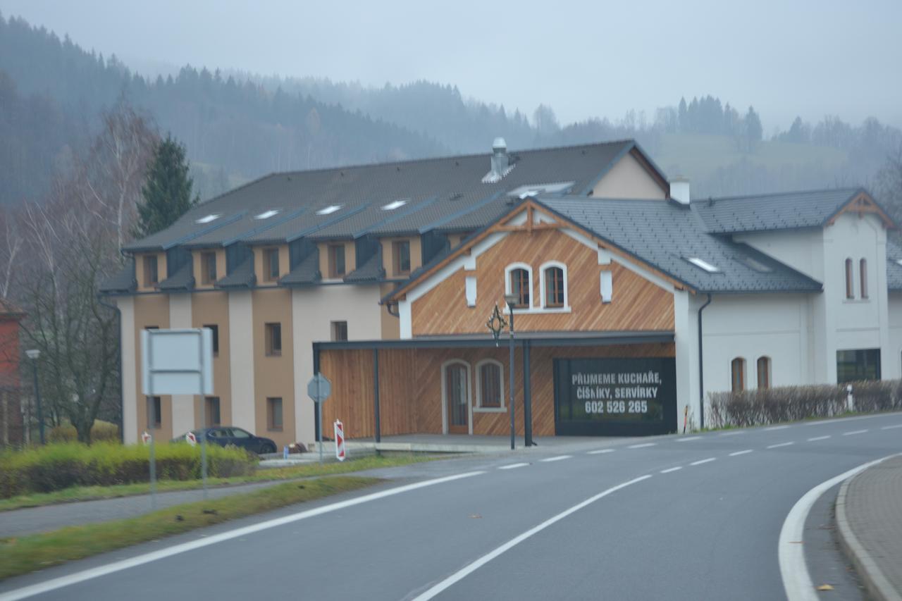 Apartmany Rysi Skala Loučná nad Desnou Bagian luar foto